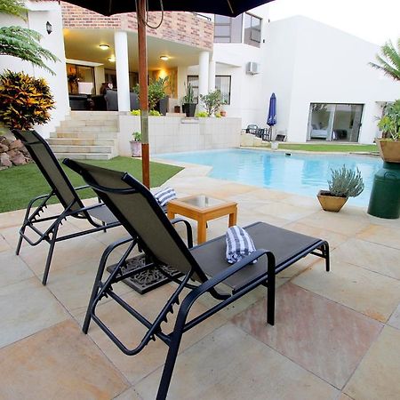 La Dolce Vita Umhlanga Guesthouse เดอร์บัน ภายนอก รูปภาพ