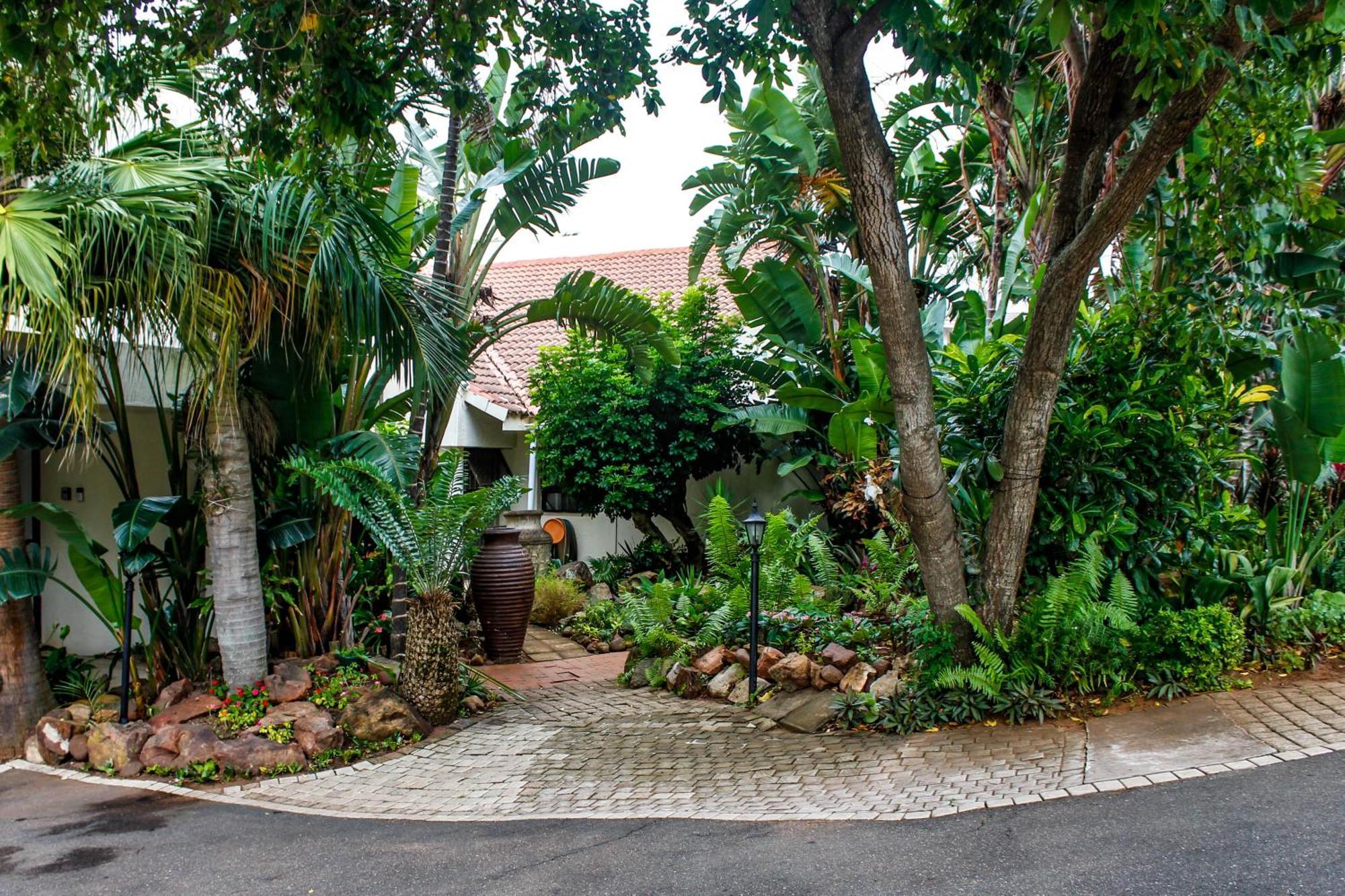 La Dolce Vita Umhlanga Guesthouse เดอร์บัน ภายนอก รูปภาพ