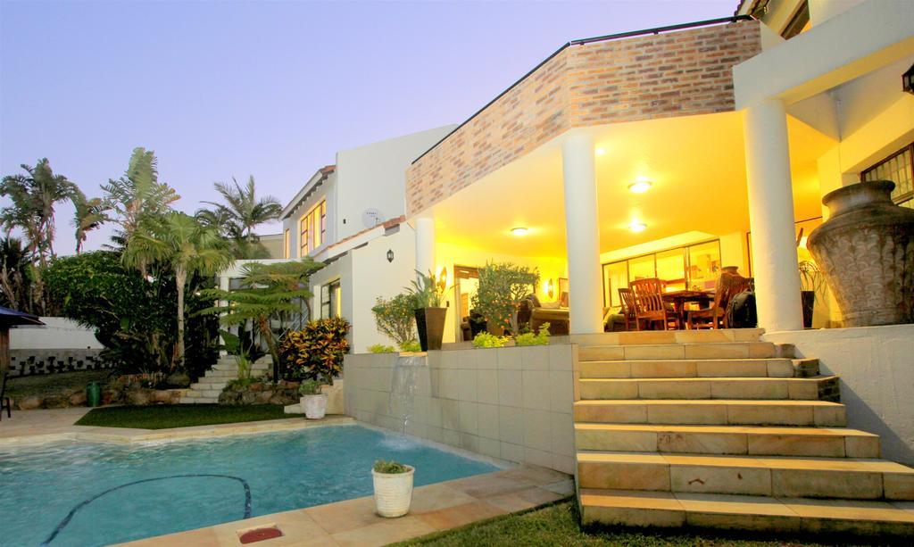 La Dolce Vita Umhlanga Guesthouse เดอร์บัน ภายนอก รูปภาพ