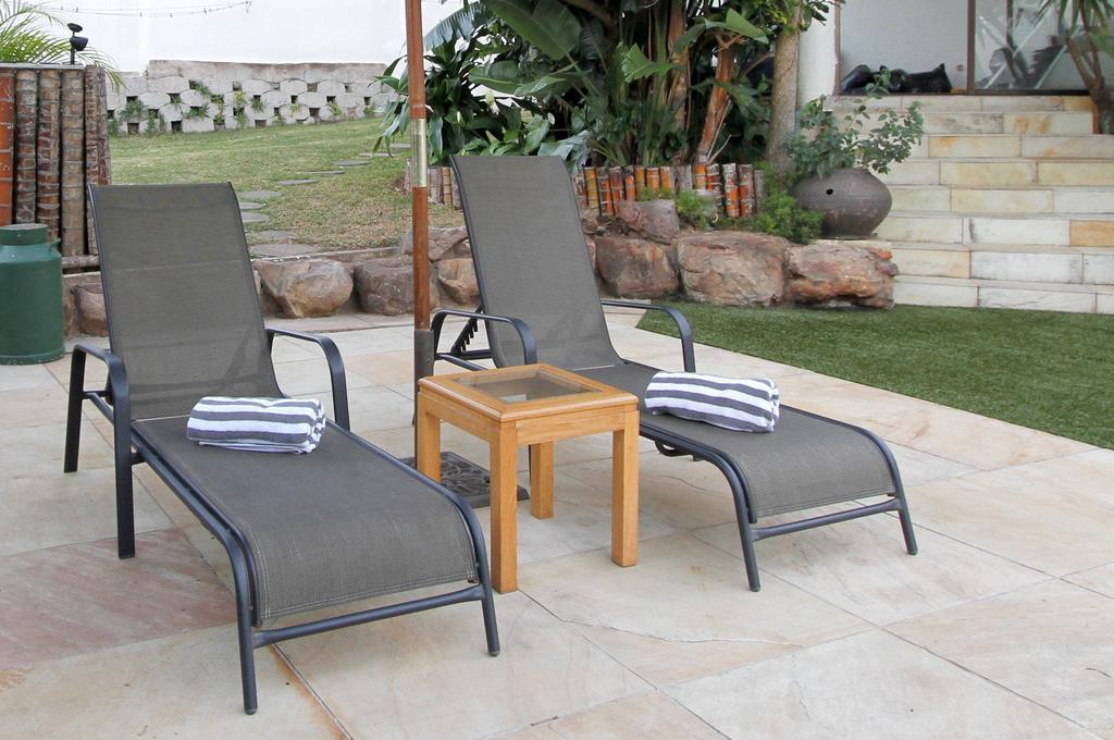 La Dolce Vita Umhlanga Guesthouse เดอร์บัน ภายนอก รูปภาพ